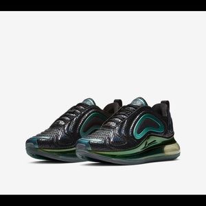 Nike AirMax new 5Y that’s a woman’s 6.5